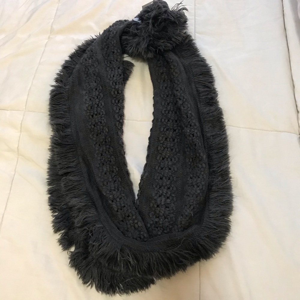 NWT Grey Infinity Winter Scarf